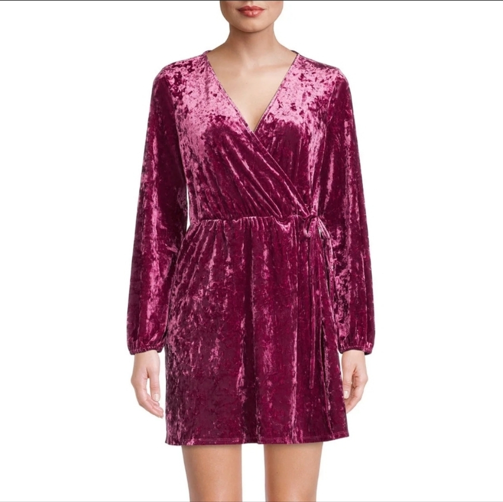The Get Velvet Wrap Dress in Pink Fuschia Long Sleeve XS